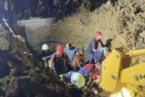 Bartın'da Su Kuyusunda Göçük: Baba Oğul Kurtarıldı - Fotoğraf 2