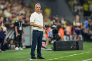 İsmail Kartal'dan Transfer Mesajı: Savunmaya Takviye Hazırlığı - Fotoğraf 2