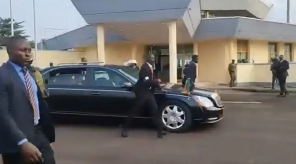 Cameroon Cumhurbaşkanı Paul Biya 74 Gün Sonra Yaounde'ye Döndü - Fotoğraf 2