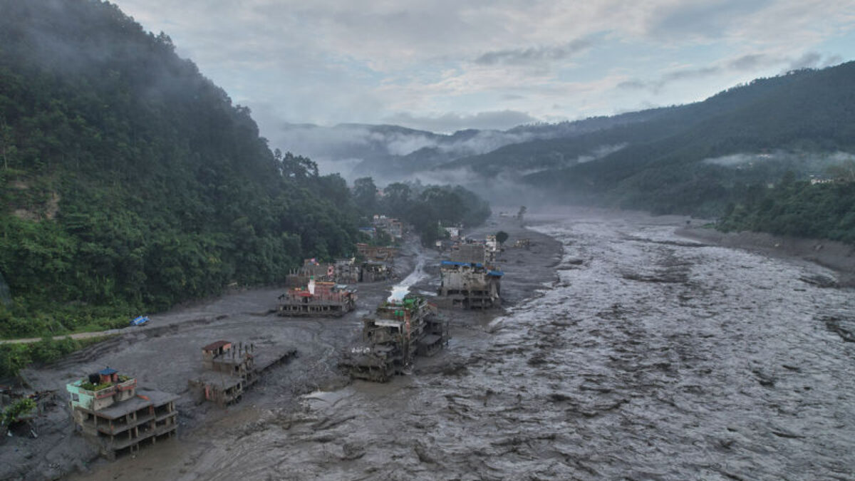 Nepal'de Sel Felaketi: