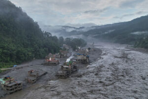 Nepal'de Sel Felaketi: