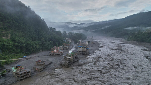 Nepal'de Sel Felaketi: