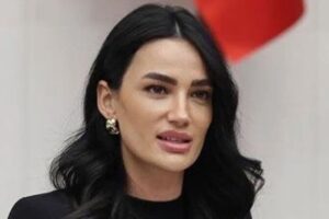Seda Sarıbaş'tan 30