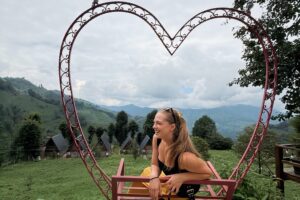 İpek Filiz Yazıcı, Karadeniz Tatilinde Romantik Anlarını Sosyal Medyada Paylaştı - Fotoğraf 2