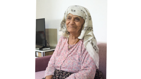 Sultanhisarlı Ayşe Nine'nin