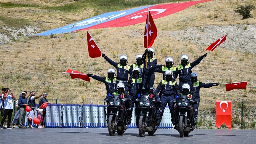 TRT, Malazgirt Zaferi 955. Yıldönümünde Özel Programlar Sunuyor