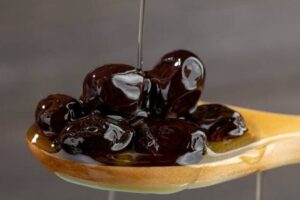 Zeytin Devi Baktat