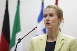 AB, Putin’in Hibrit