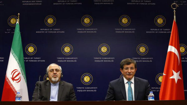 Ahmet Davutoğlu'ndan Türkiye