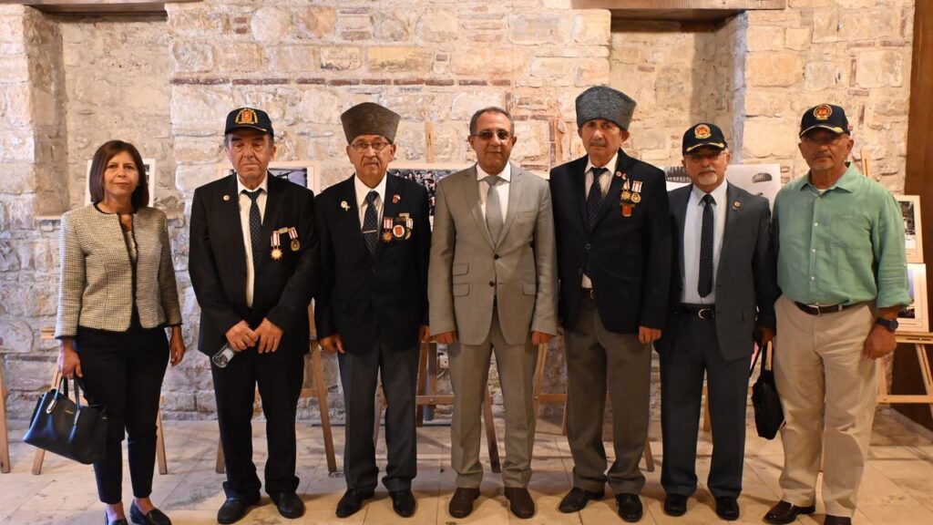 Aydın’da Gaziler Günü: Atatürk Büstüne Çelenk, Ballıoğlu Konuştu