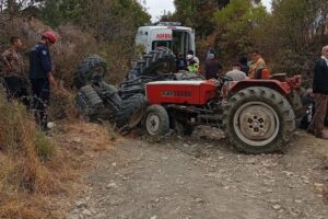 Aydın'da Tarla Yolunda