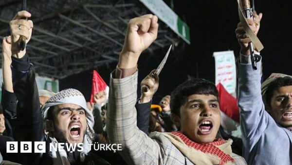 Babülmendep Boğazı’nda Husi