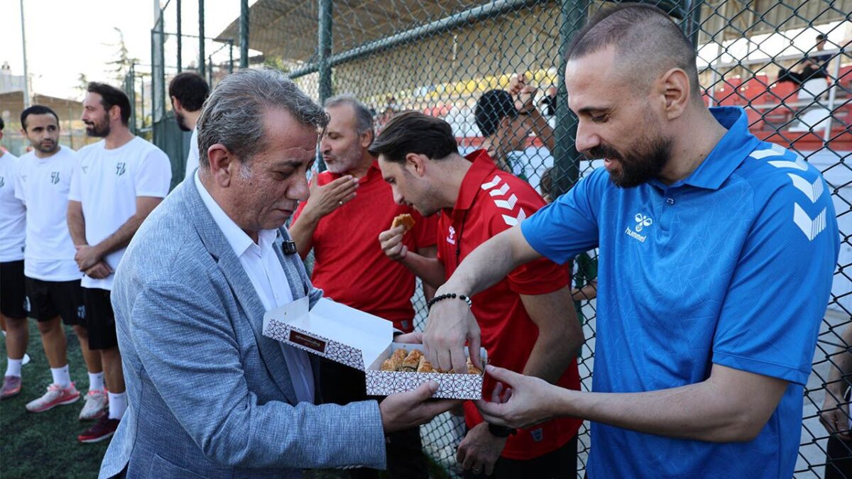 Başkan Yetişkin'den Aydınspor'a