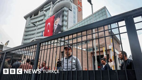 CHP, Özgür Özel’in