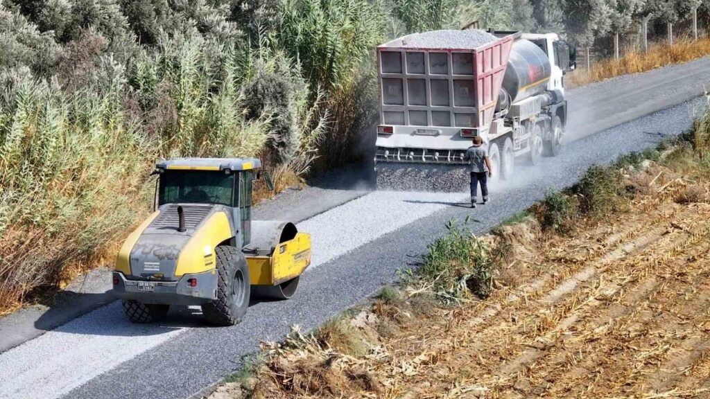 Efeler Belediyesi Savrandere-Böcek Yolunu Yeniledi, Tarım Üreticileri İçin Ulaşım Kolaylaştı