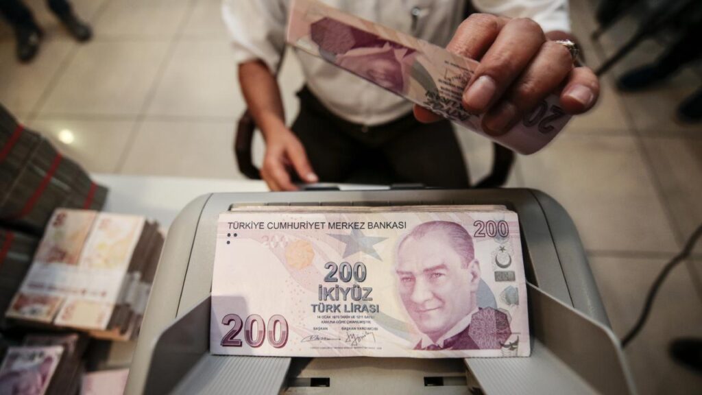 Efeler’de Evde Bakım Hizmeti İhtiyaç Sahiplerine Umut Oluyor
