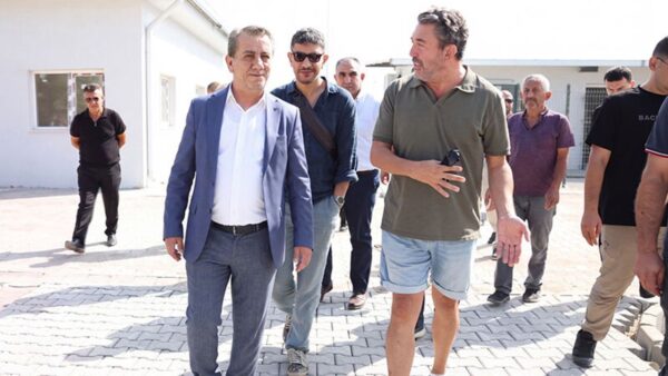 Efeler'de Yeni Hayvan