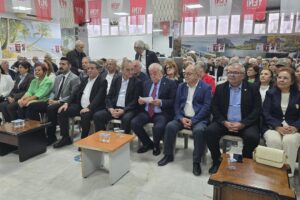 Efeler’de Yeni Parti