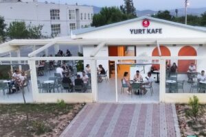 Efeler’de Yurt Kafe,