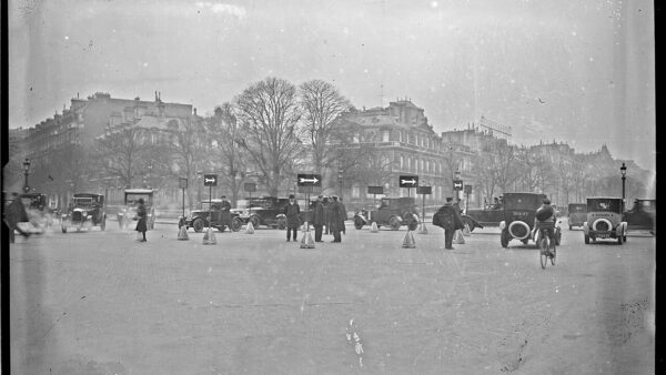 Fransada Polisler Paris'te