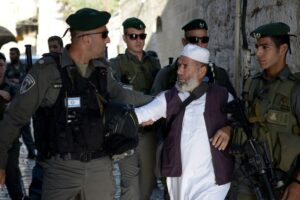 İsrail’in Aksa Uzaklaştırma