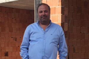 Kuşadası Açıklarında Müteahhit