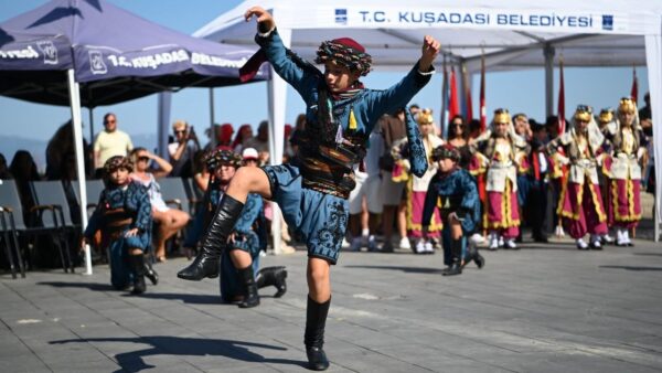 Kuşadası'nın 104. Kurtuluş