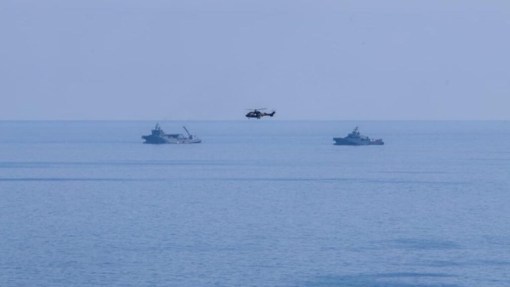 Marmara Denizi'nde Gemi Kazası: 10 Mürettebat Aranıyor