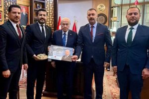 MHP Genel Merkezi'nde