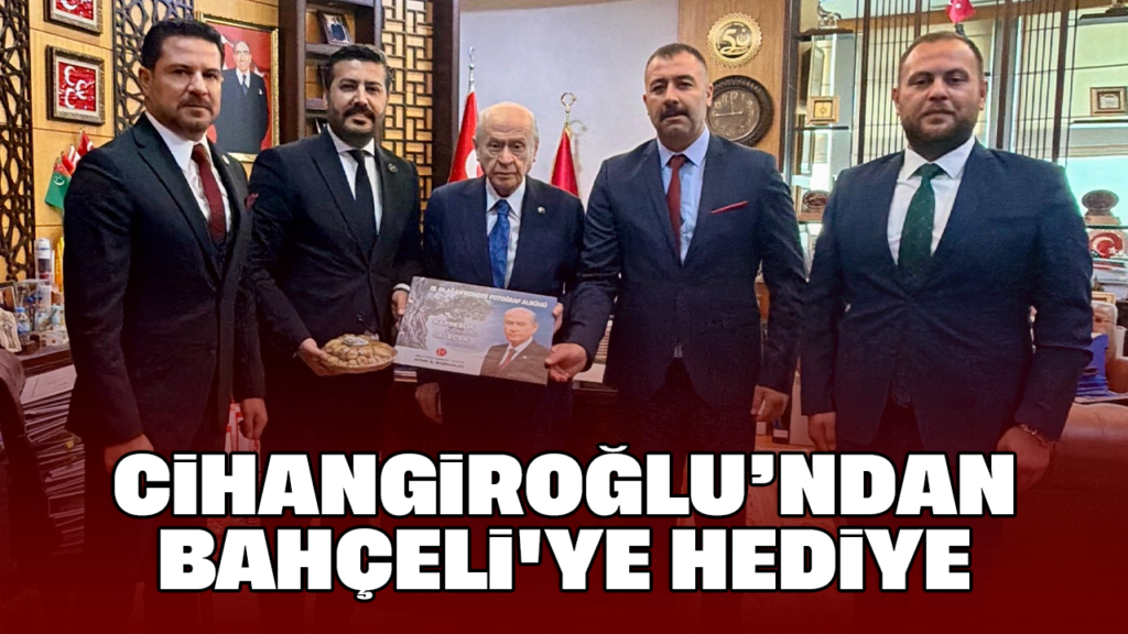 MHP Genel Merkezi'nde Aydın Teşkilatı'ndan Bahçeli'ye Kongre Albümü ve Hediyeler