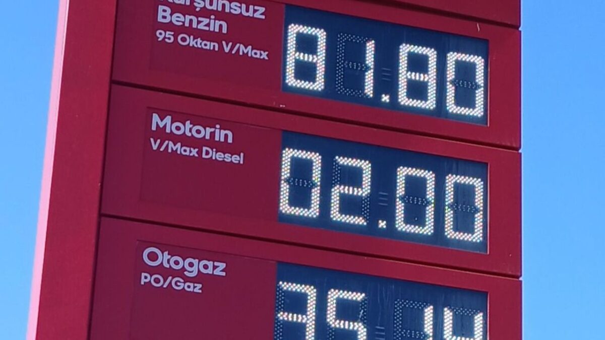 Motorin 100 TL'yi
