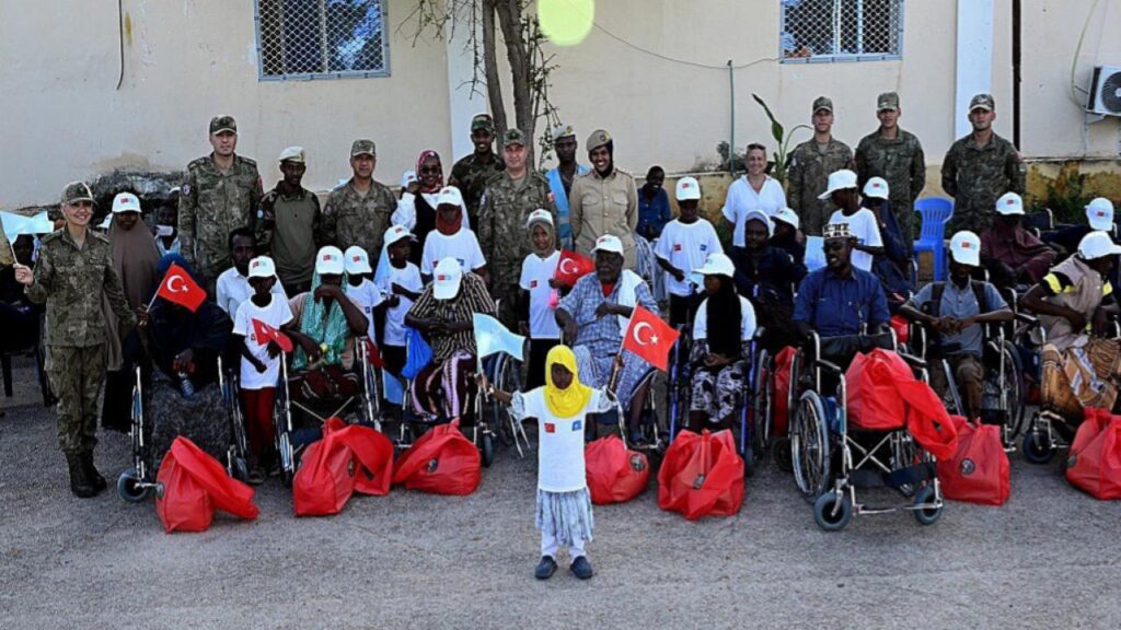 MSB'den Somali'de Gaziler Günü'nde 40 Tekerlekli Sandalye