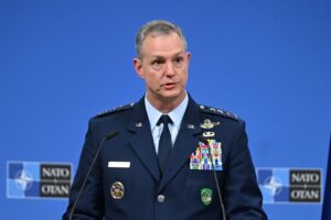 NATO'dan AB Yapılarına