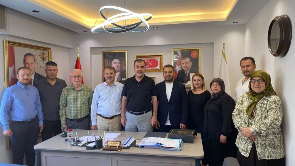 Ömer Karakaş, Didim AK Parti Teşkilatını Ziyaret Etti