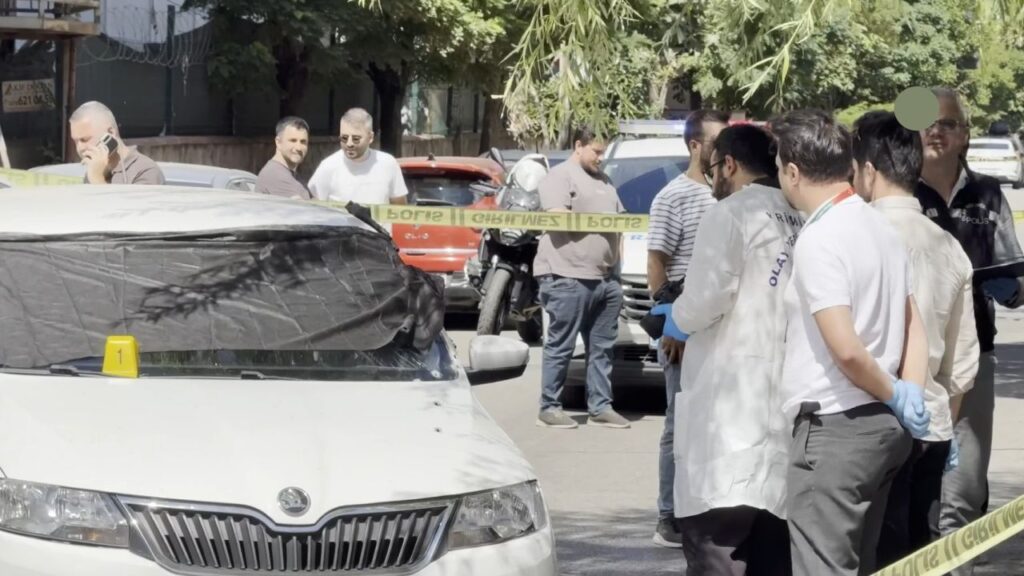 Otoyolda Feci Zincirleme Kaza: 1 Sürücü Öldü, 7 Kişi Yaralandı