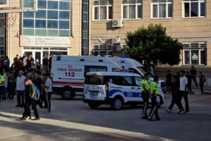 Turgutlu’da Lise Yakınında