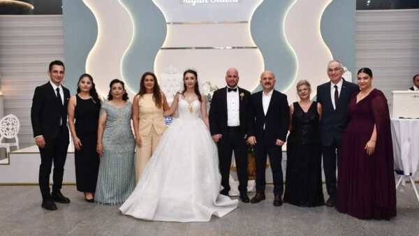 Vali Dr. Osman Varol Valilik Personelinin Düğününe Katıldı