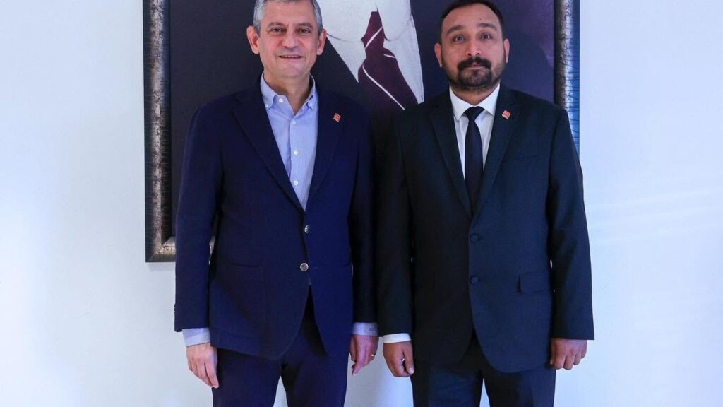 Yeni Parti Nazilli'de Kongreye Gidiyor: İki Adaylı Yarış Netleşti