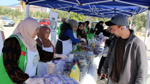 ADÜ’de Filistin Kermesi: