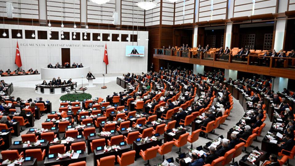 AK Parti ve DEM Parti TBMM'de İzleme Komisyonu Üyelerinden 15, 17 veya 20 Seçti