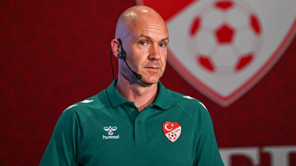 Anthony Taylor’dan Hakem