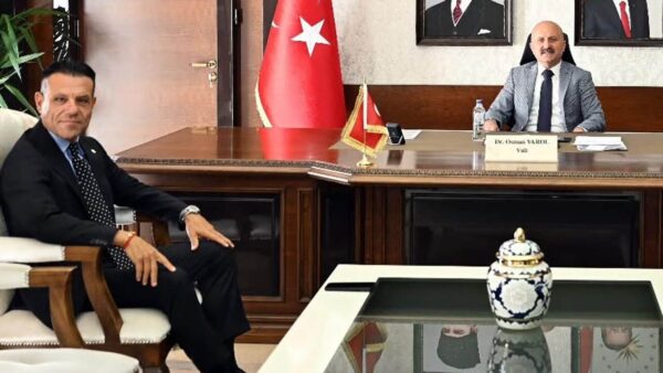 Aydın Valisi Varol,