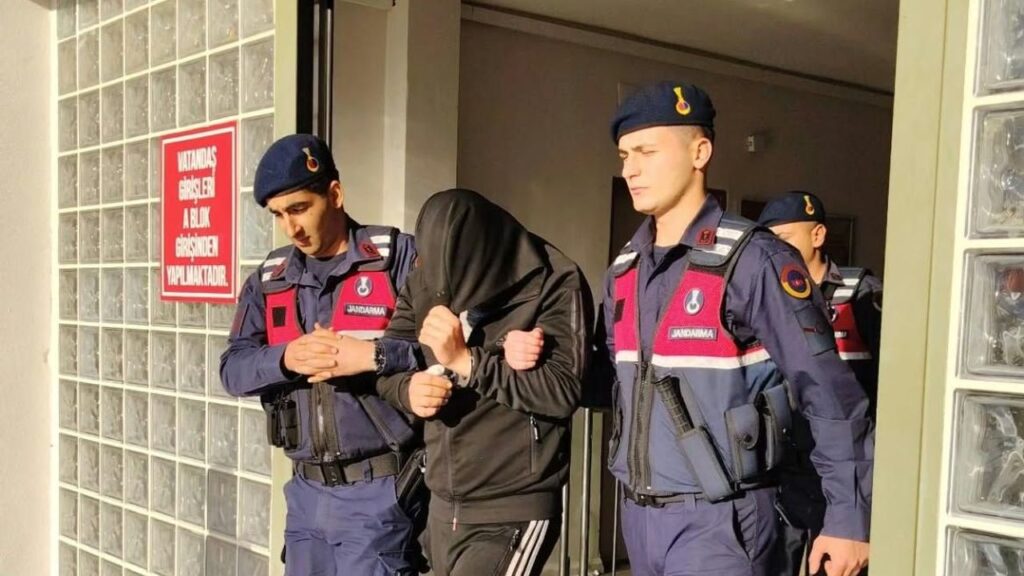 Aydın’da Zehir Operasyonunda 3 Şüpheli Tutuklandı, 71 Gözaltı