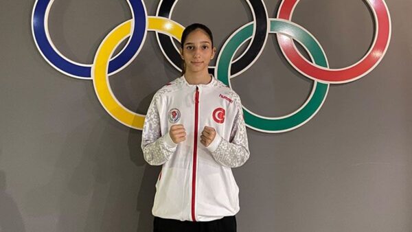 Aydınlı Milli Boksör