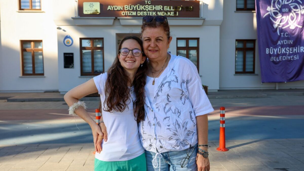 Aydınlı Otizmli Ece