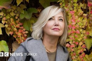 Berna Laçin Hakkında