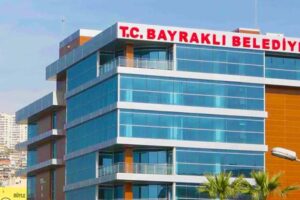 Çeşme'de Belediye Yetkilileri