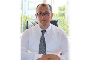 CHP Kuşadası'nda Görevden