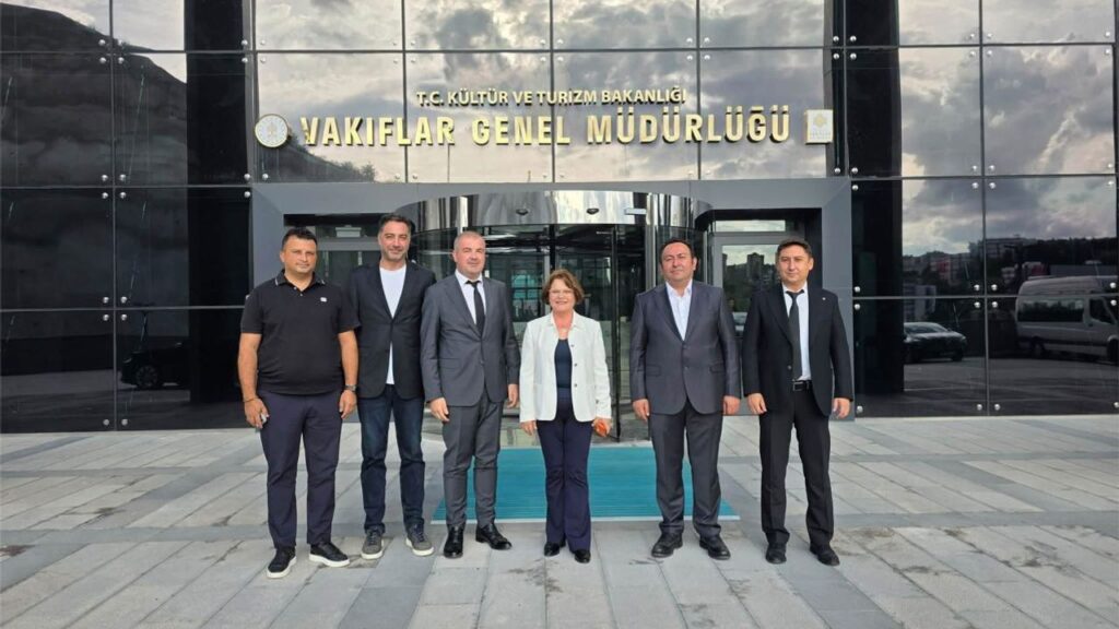 Didim'de Vakıflar Arazisi İhalesi Kazandı: Belediye Başkanı Açıklama