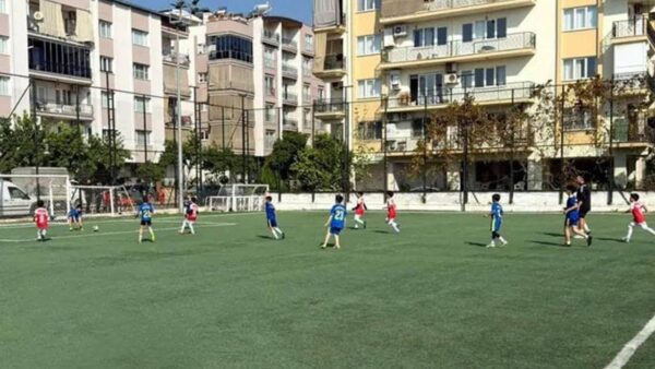 Efeler’de 120 Çocuk,